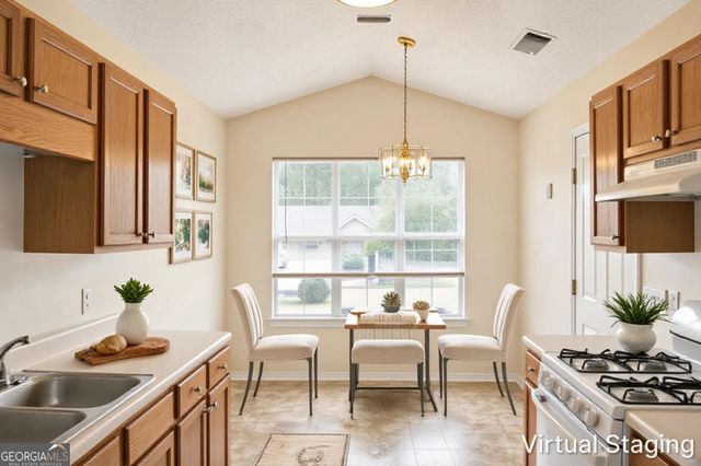 121 Samanthas Way, Mcdonough, GA 30253