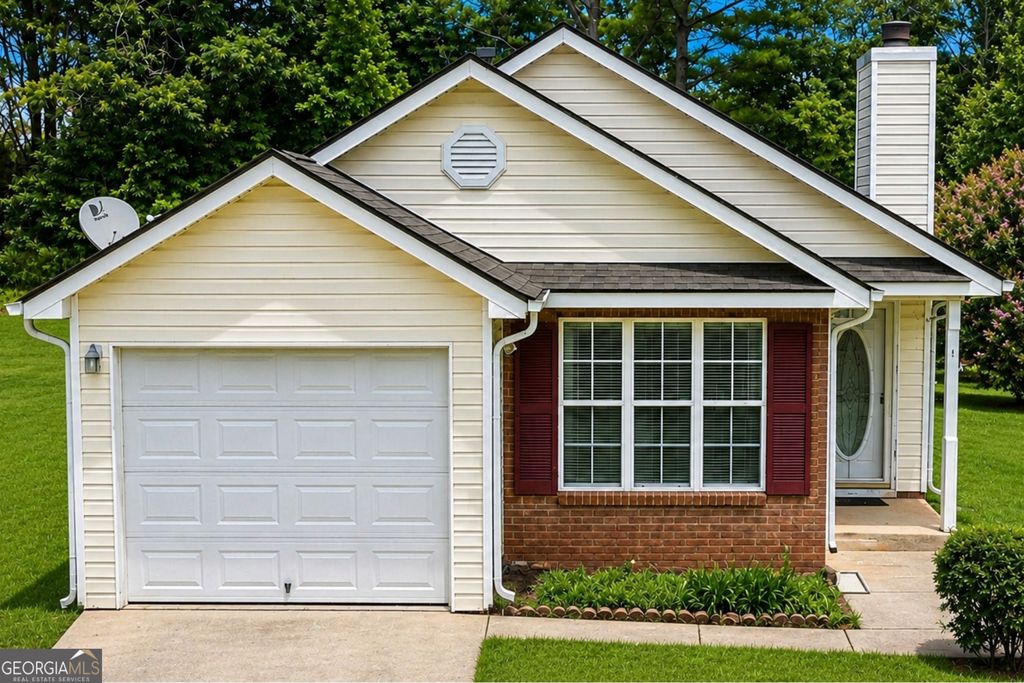 121 Samanthas Way, Mcdonough, GA 30253