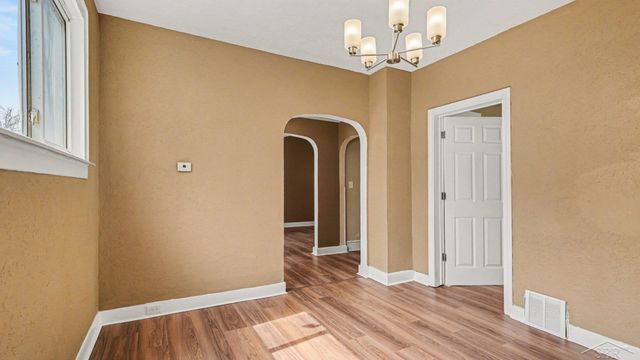 2518 Hermansau Street, Saginaw, MI 48602