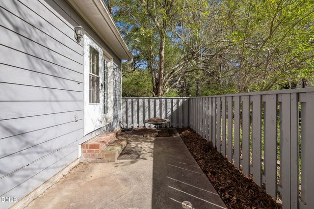 139 Clancy Circle, Cary, NC 27511