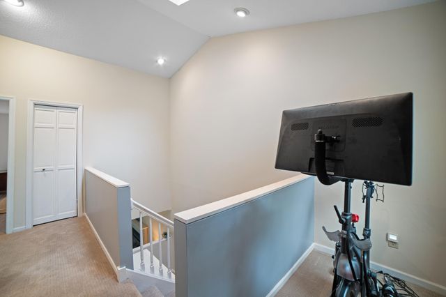 17661 Southridge Court, Minnetonka, MN 55345