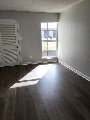 4956 HARBOR VILLA LANE 103, New Port Richey, FL 34652