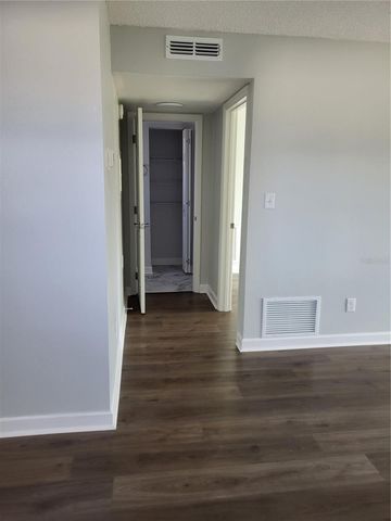 4956 HARBOR VILLA LANE 103, New Port Richey, FL 34652