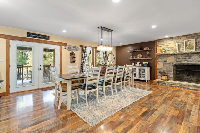 1380A Cheatham Dam Rd, Ashland City, TN 37015