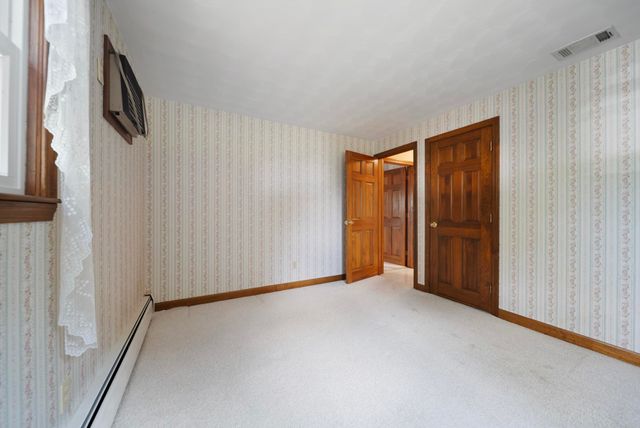 4 Barron Avenue, Salem, NH 03079
