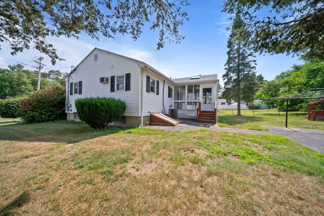 4 Barron Avenue, Salem, NH 03079