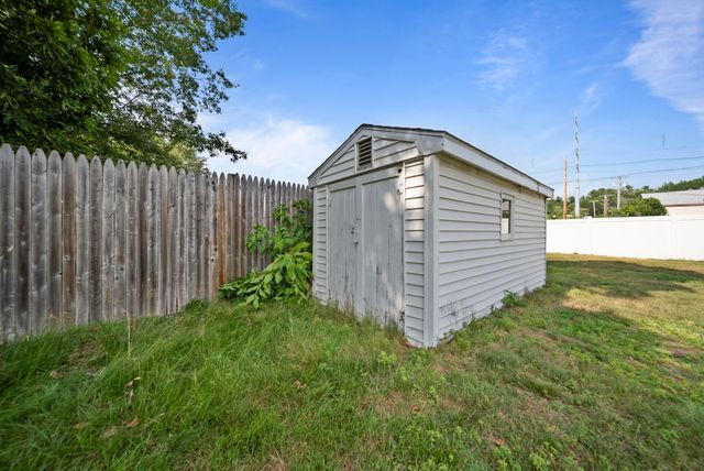 4 Barron Avenue, Salem, NH 03079
