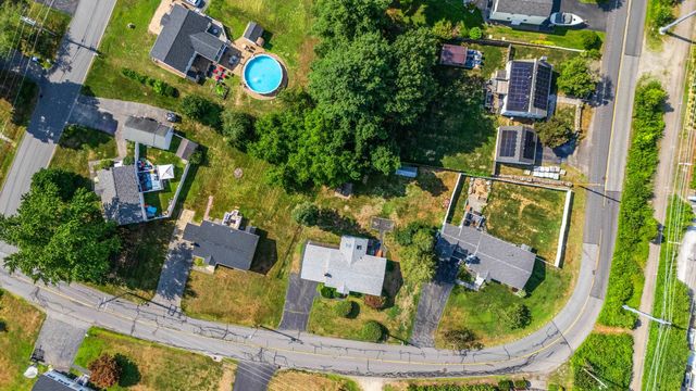 4 Barron Avenue, Salem, NH 03079