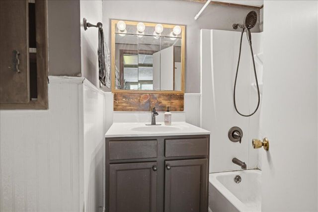 1111 HARRISON Street, Council Bluffs, IA 51503