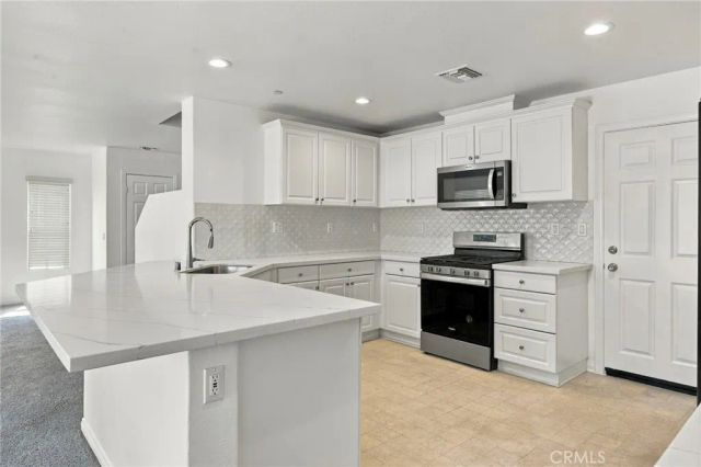 7726 Terra Manor, Riverside, CA 92507