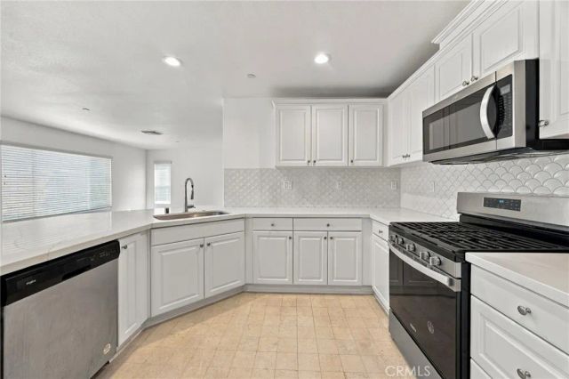 7726 Terra Manor, Riverside, CA 92507