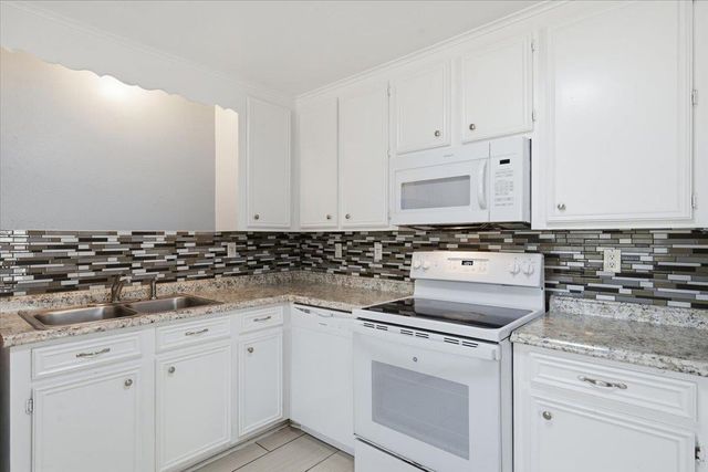 193 FM 1209, Cedar Creek, TX 78612