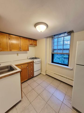 988 Memorial Drive 82, Cambridge, MA 02138