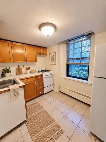 988 Memorial Drive 82, Cambridge, MA 02138