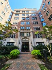 988 Memorial Drive 82, Cambridge, MA 02138