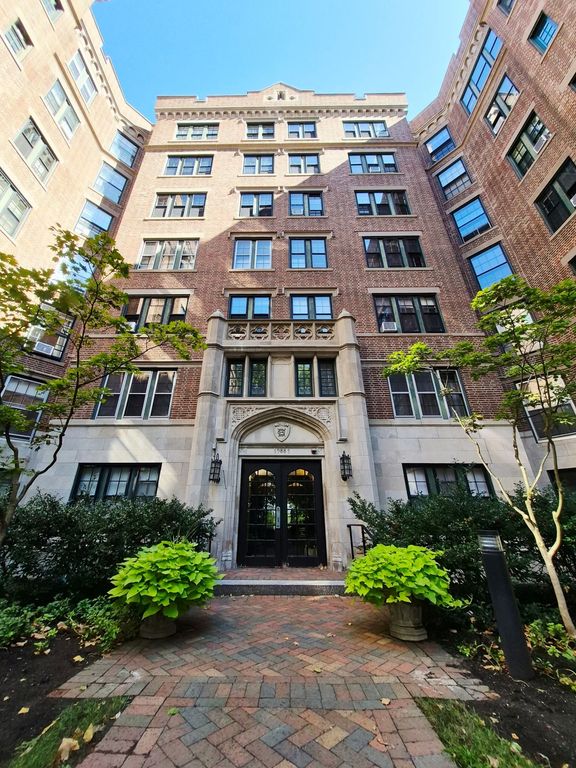 988 Memorial Drive 82, Cambridge, MA 02138