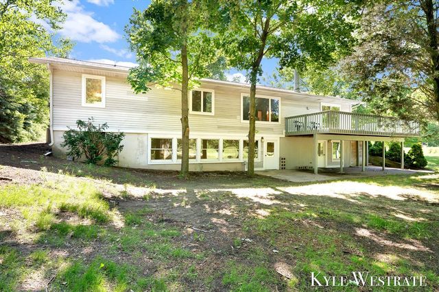 18883 168th Avenue, Spring Lake, MI 49456
