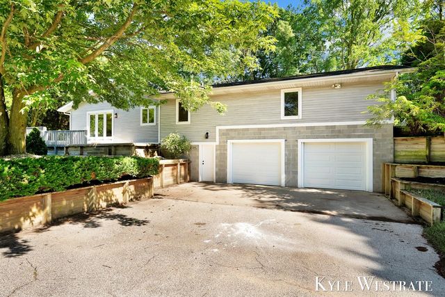 18883 168th Avenue, Spring Lake, MI 49456