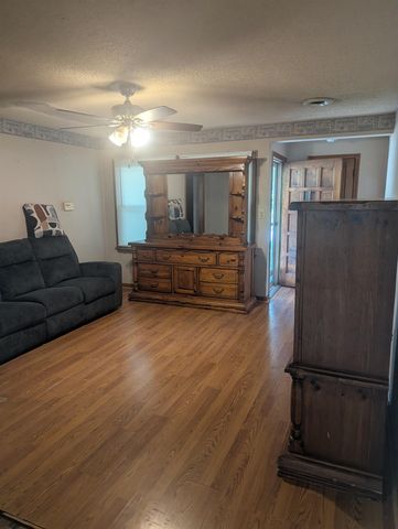 2508 S Greenwood, Wichita, KS 67216