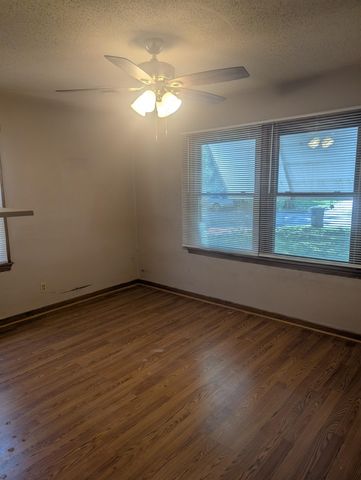 2508 S Greenwood, Wichita, KS 67216