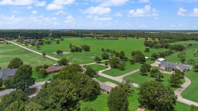 906 Mesquite Lane, Mexia, TX 76667