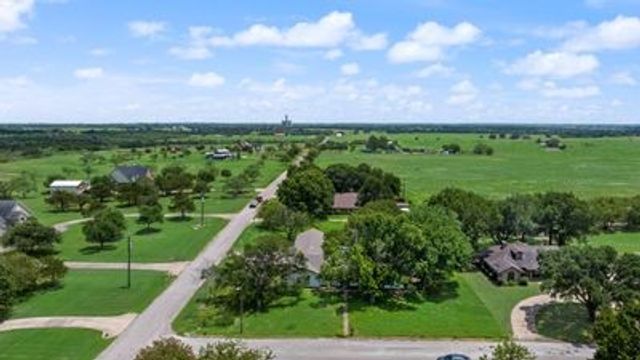 906 Mesquite Lane, Mexia, TX 76667