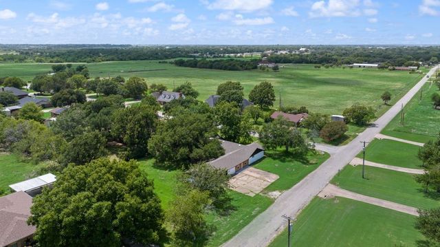 906 Mesquite Lane, Mexia, TX 76667