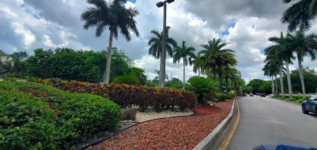 2901 VICTORIA Circle F2, Coconut Creek, FL 33066