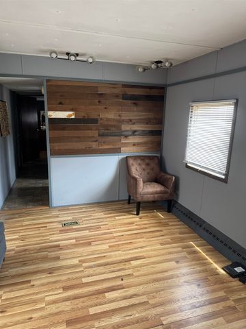 8 Dorf Auf Radar Road, Wilmington, VT 05363