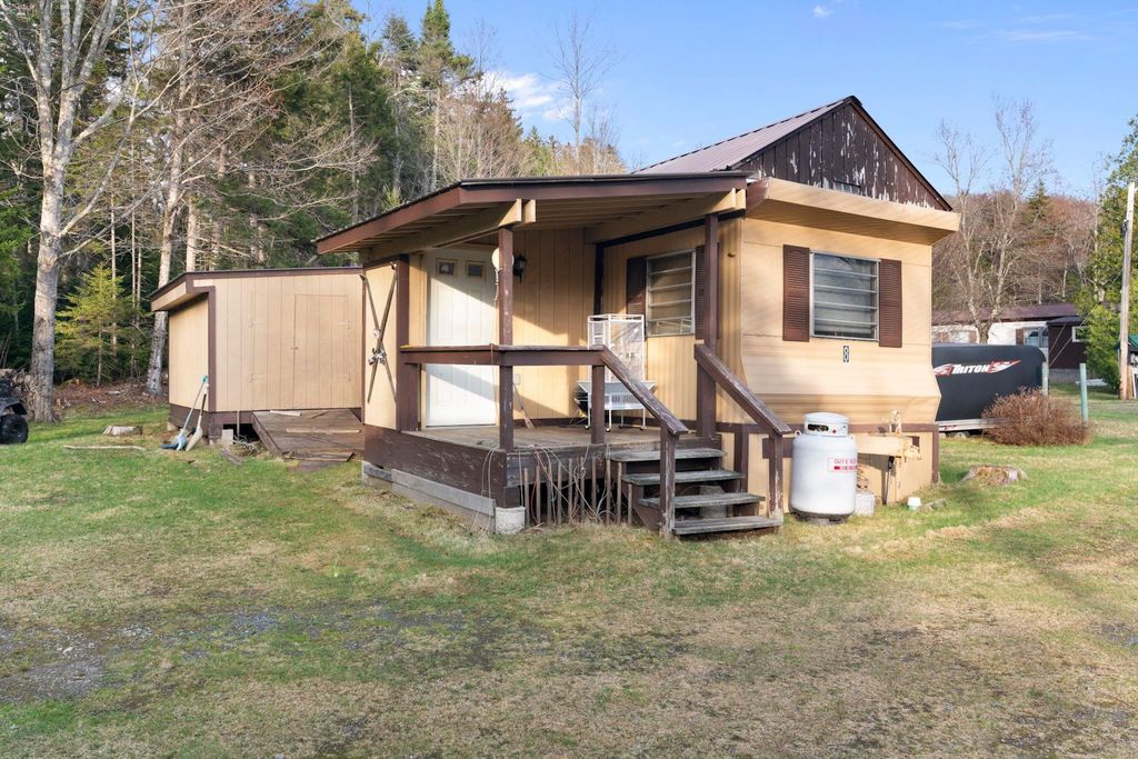 8 Dorf Auf Radar Road, Wilmington, VT 05363