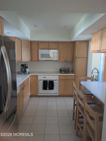 89 Maple Drive, Spring Lake Heights, NJ 07762