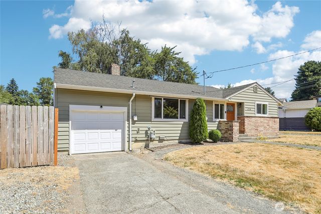 4718 S Victor Street, Seattle, WA 98178