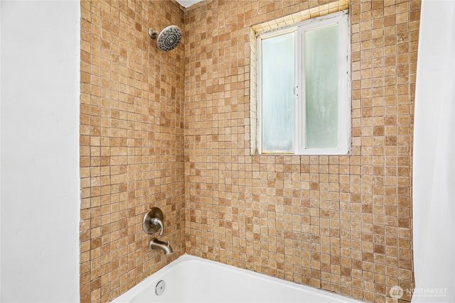 4718 S Victor Street, Seattle, WA 98178