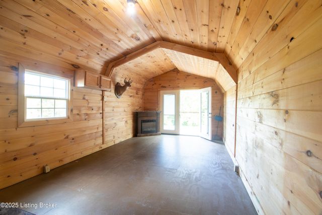 899 Pine Haven Rd, Clarkson, KY 42726