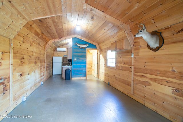 899 Pine Haven Rd, Clarkson, KY 42726