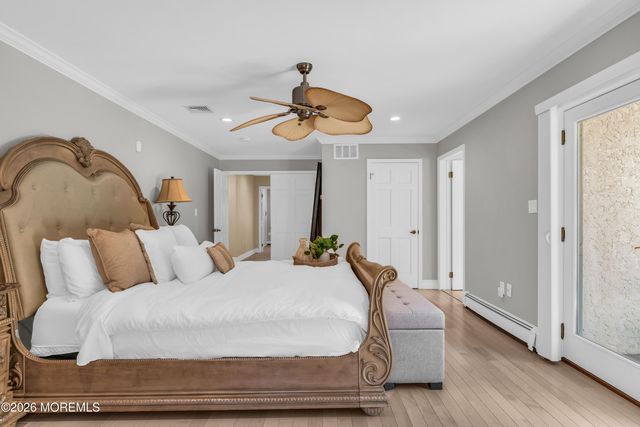 12 Red Fox Run, Manalapan, NJ 07726