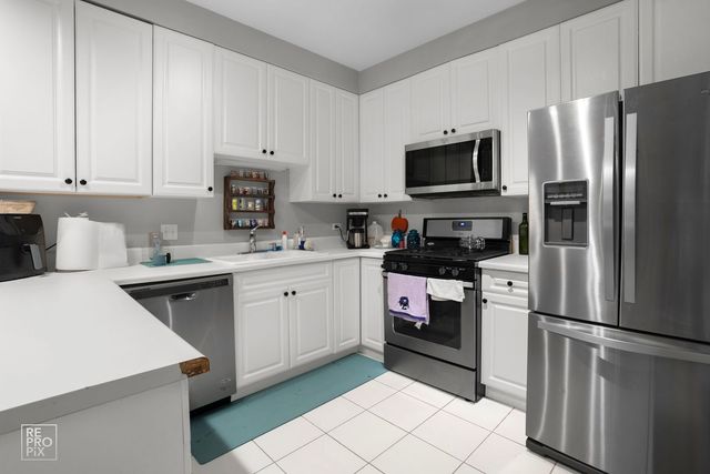 7641 N EASTLAKE Terrace 1B, Chicago, IL 60626
