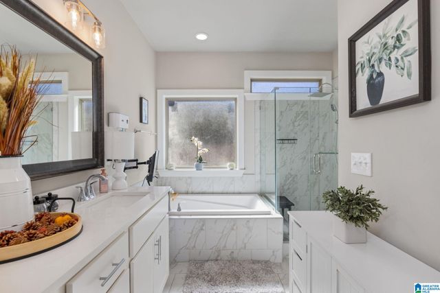 1834 SE LOEBNER LANE, Cullman, AL 35055