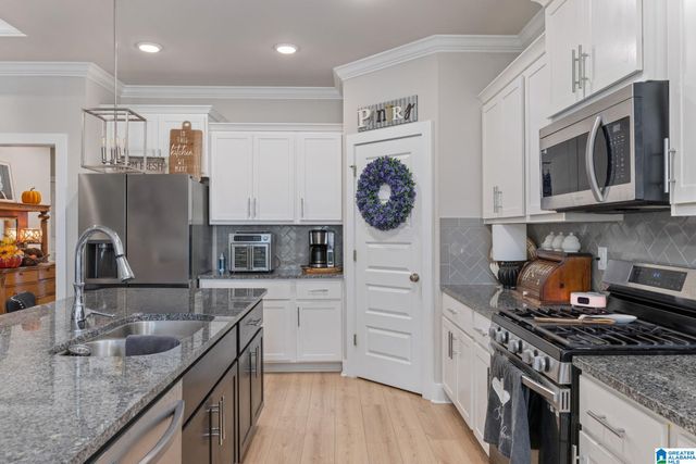 1834 SE LOEBNER LANE, Cullman, AL 35055