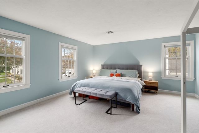 5 Prentiss Place Unit 5, Medfield, MA 02052