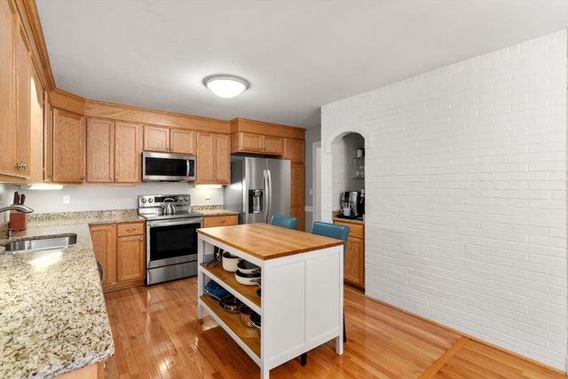 5 Prentiss Place Unit 5, Medfield, MA 02052