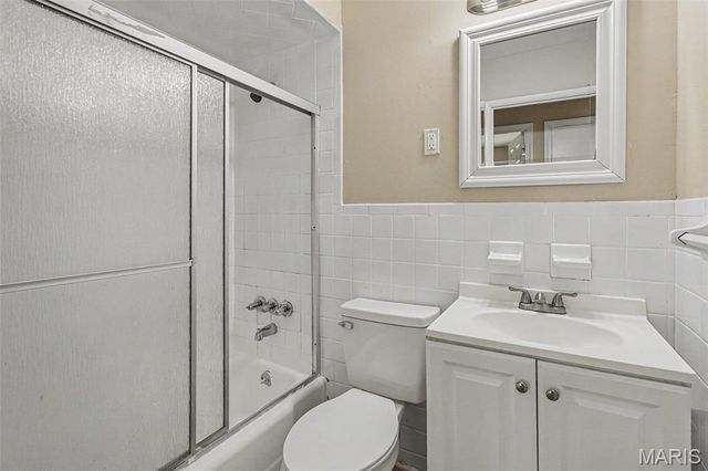 735 Starlet Drive, Florissant, MO 63031