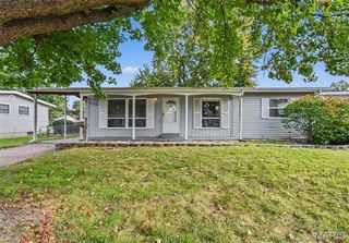 735 Starlet Drive, Florissant, MO 63031