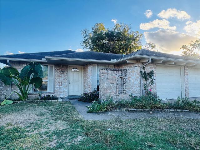 4414 Debeney Drive, Houston, TX 77039