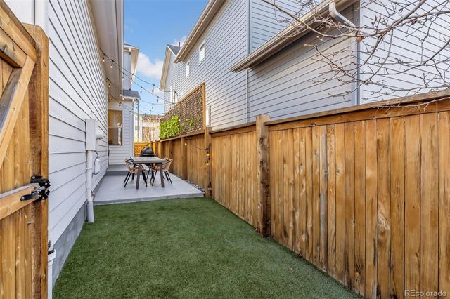 9335 E 58th Drive, Denver, CO 80238