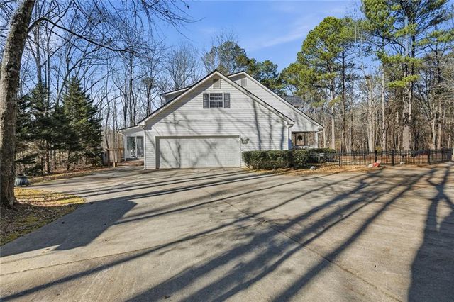 5205 Thurman Baccus Road, Social Circle, GA 30025