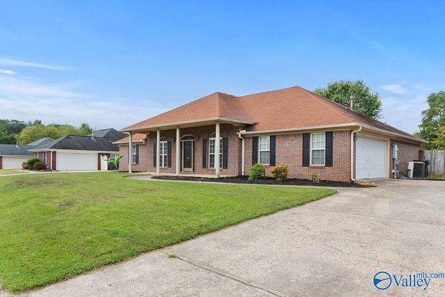 116 Cove Pointe Way, Madison, AL 35757