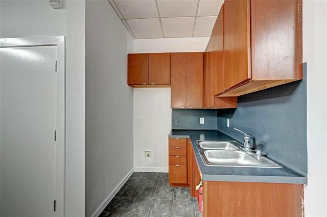 9788 Clarewood Drive 201, Houston, TX 77036