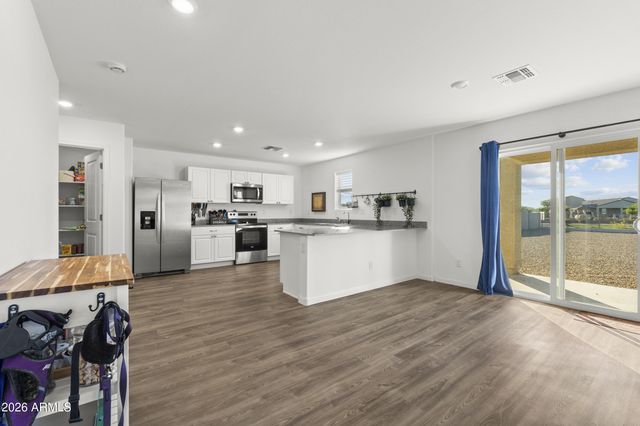 83 S NAPLES Lane, Casa Grande, AZ 85122