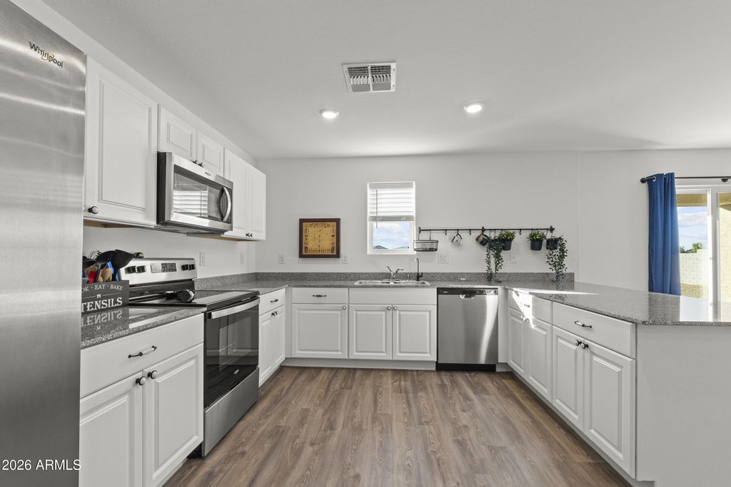 83 S NAPLES Lane, Casa Grande, AZ 85122